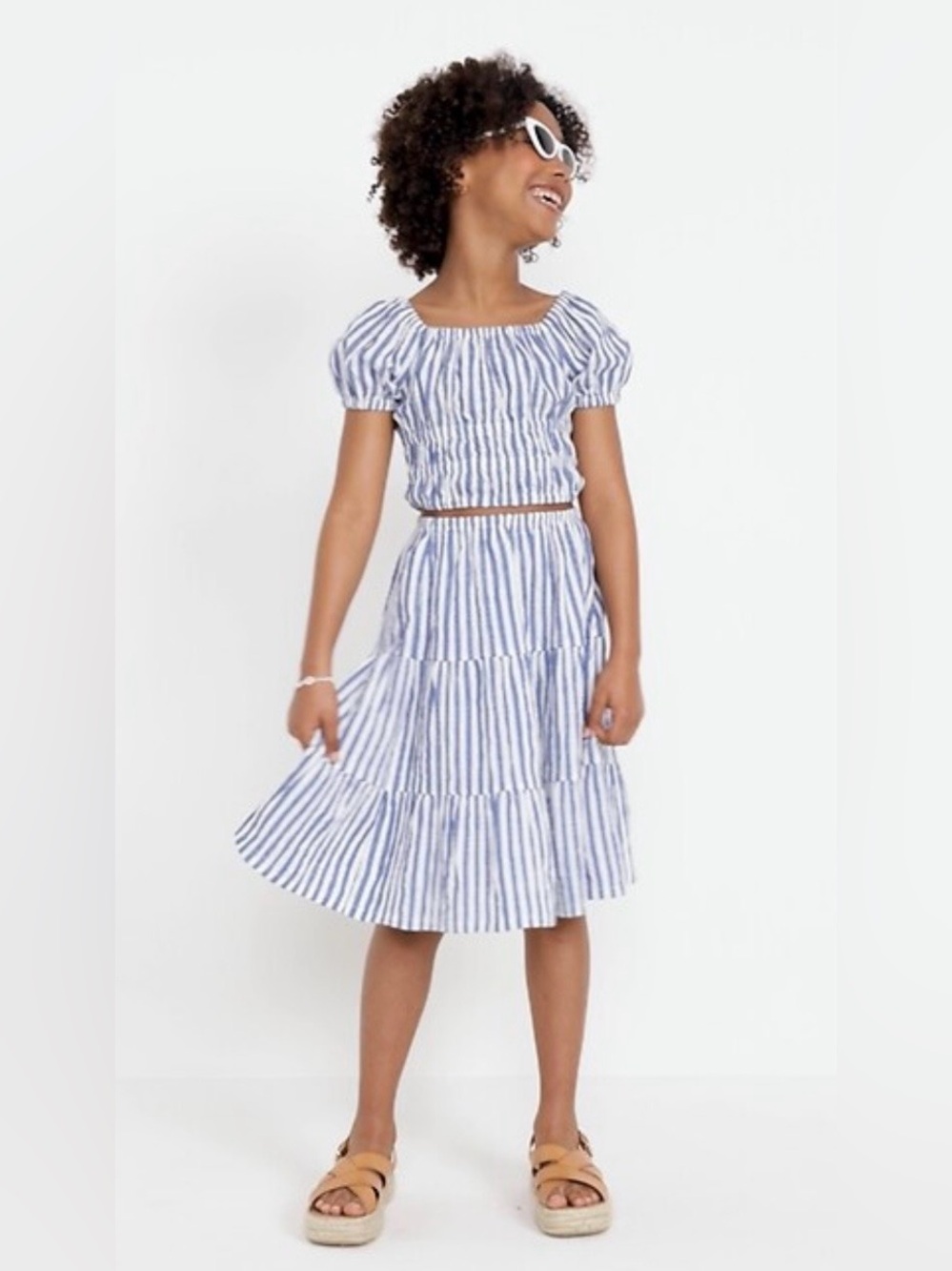 OLD NAVY Striped Two-Piece Set. Size S(6/7).